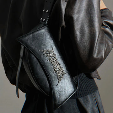 Qfdian Personality Y2k Aesthetic Vintage Underarm Bag Luxury Design Office Lady Chic Shoulder Bags Japanese All Match Women's Handbags